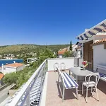 Apartment Milans Razanj