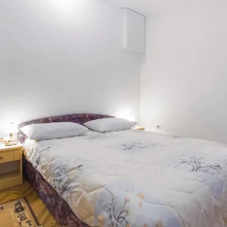 Apartment Milans