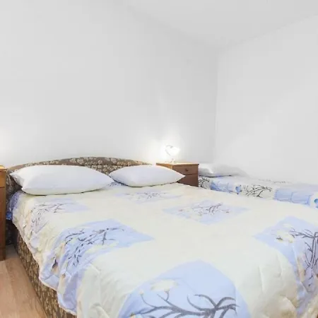 Apartment Milans