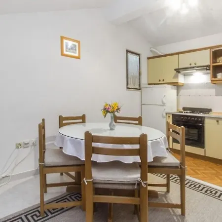 Apartment Milans